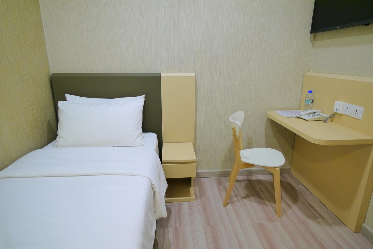 33 Boutique Hotel Bandar Sunway Petaling Jaya Exterior photo